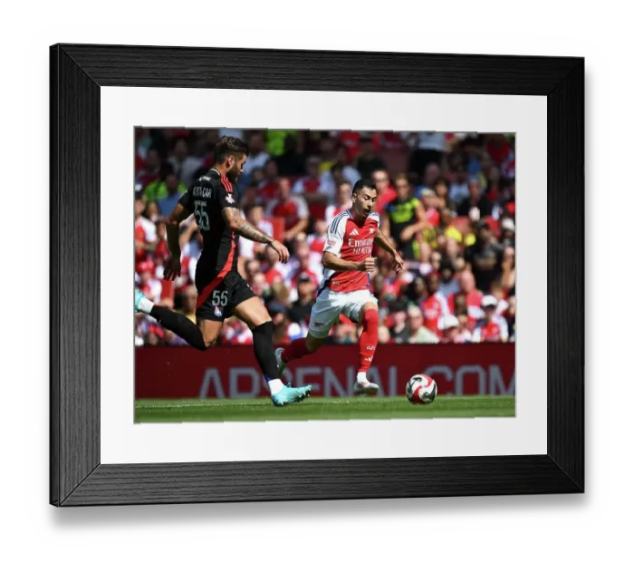 Framed Print : Arsenal v Olympique Lyonnais - Pre-Season Friendly Framed Print : Arsenal v Olympique Lyonnais - Pre-Season Friendly