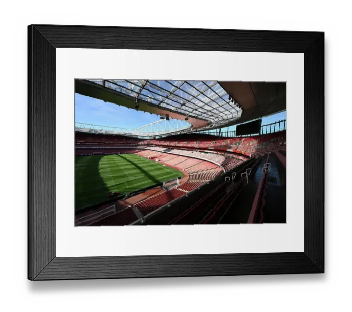 Framed Print : Arsenal v Olympique Lyonnais - Pre-Season Friendly Framed Print : Arsenal v Olympique Lyonnais - Pre-Season Friendly