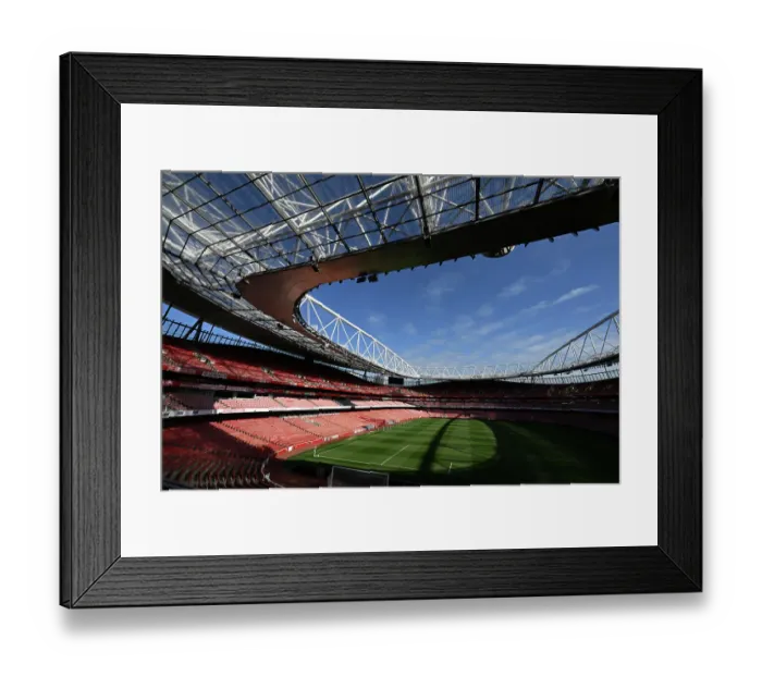 Framed Print : Arsenal v Olympique Lyonnais - Pre-Season Friendly