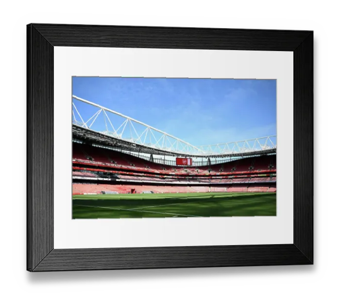 Framed Print : Arsenal v Olympique Lyonnais - Pre-Season Friendly