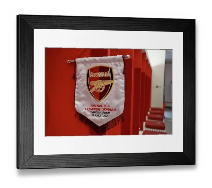 Framed Print : Arsenal v Olympique Lyonnais - Pre-Season Friendly Framed Print : Arsenal v Olympique Lyonnais - Pre-Season Friendly