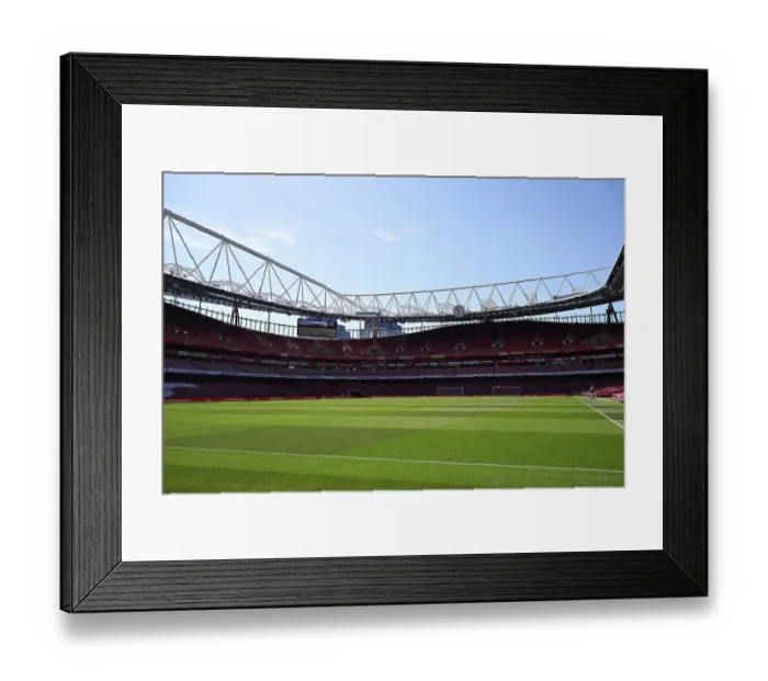 Framed Print : Arsenal v Olympique Lyonnais - Pre-Season Friendly Framed Print : Arsenal v Olympique Lyonnais - Pre-Season Friendly
