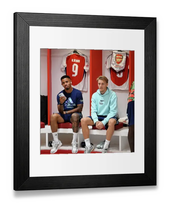 Framed Print : Arsenal v Olympique Lyonnais - Pre-Season Friendly