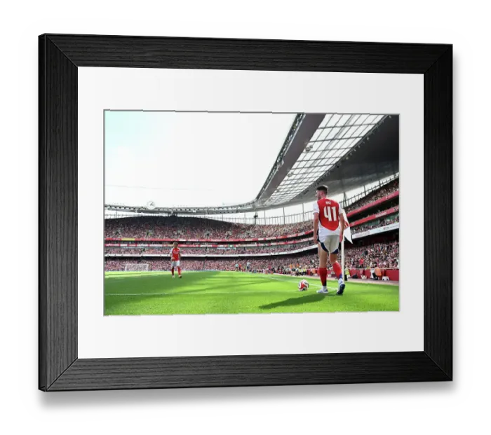 Framed Print : Arsenal v Olympique Lyonnais - Pre-Season Friendly Framed Print : Arsenal v Olympique Lyonnais - Pre-Season Friendly
