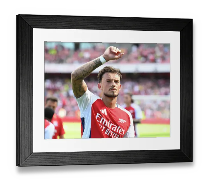Framed Print : Arsenal v Olympique Lyonnais - Pre-Season Friendly