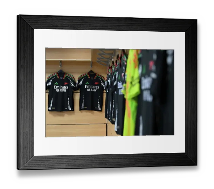 Framed Print : Aston Villa FC v Arsenal FC - Premier League