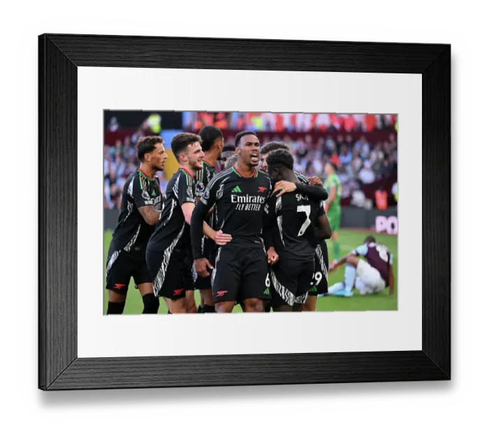 Framed Print : Aston Villa FC v Arsenal FC - Premier League Framed Print : Aston Villa FC v Arsenal FC - Premier League