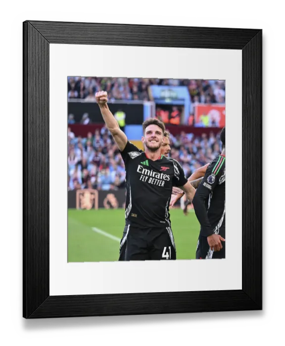 Framed Print : Aston Villa FC v Arsenal FC - Premier League