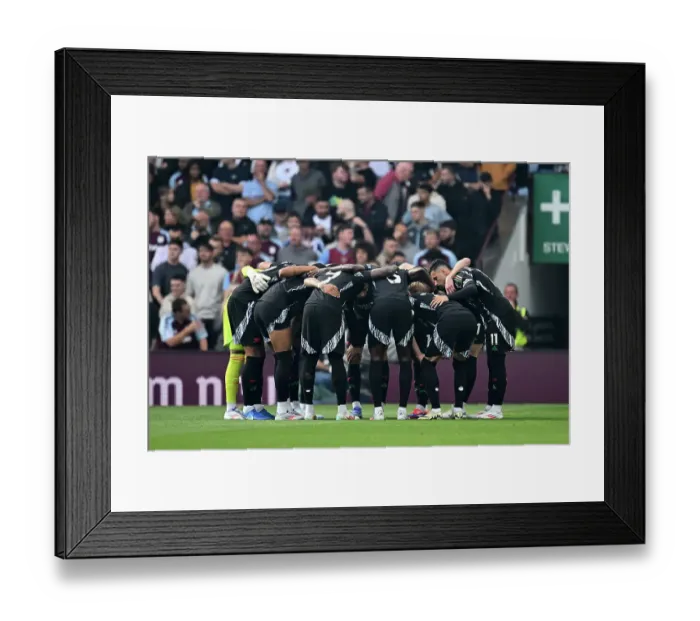 Framed Print : Aston Villa FC v Arsenal FC - Premier League