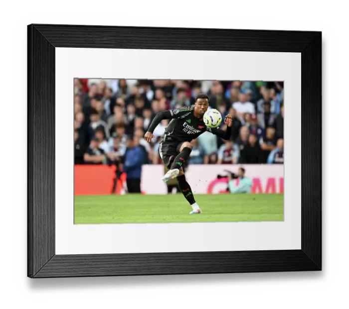 Framed Print : Aston Villa FC v Arsenal FC - Premier League