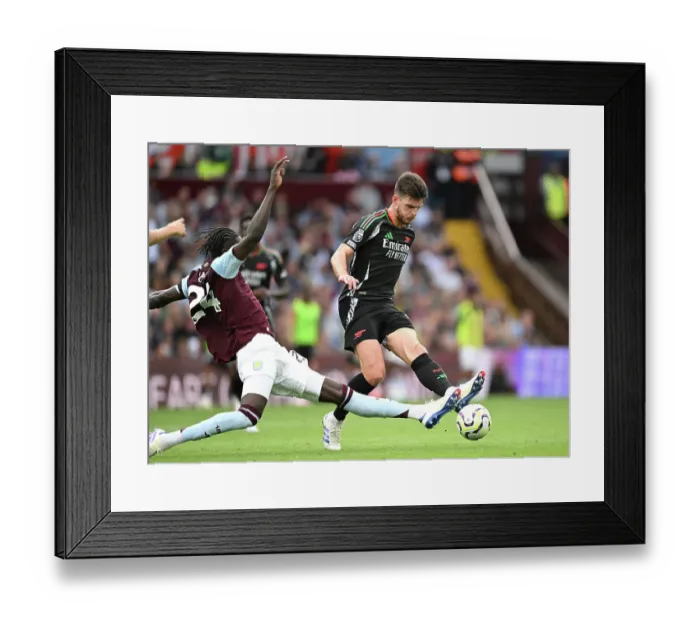 Framed Print : Aston Villa FC v Arsenal FC - Premier League
