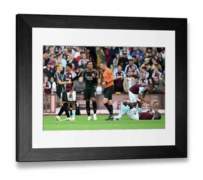 Framed Print : Aston Villa FC v Arsenal FC - Premier League Framed Print : Aston Villa FC v Arsenal FC - Premier League