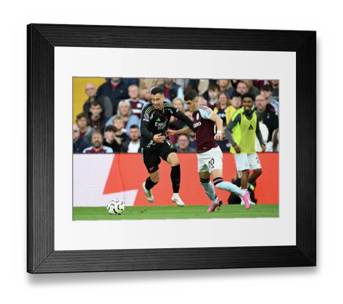 Framed Print : Aston Villa FC v Arsenal FC - Premier League Framed Print : Aston Villa FC v Arsenal FC - Premier League