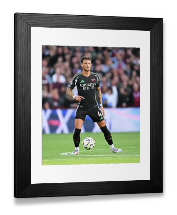 Framed Print : Aston Villa FC v Arsenal FC - Premier League Framed Print : Aston Villa FC v Arsenal FC - Premier League