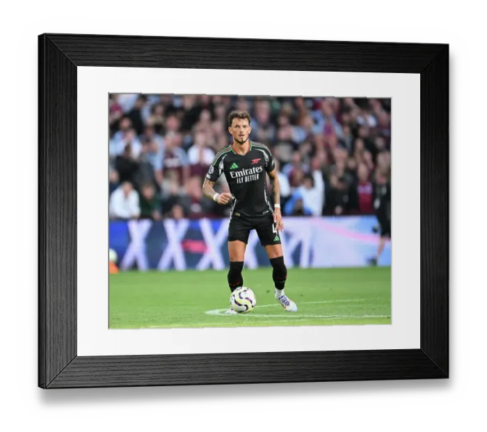 Framed Print : Aston Villa FC v Arsenal FC - Premier League Framed Print : Aston Villa FC v Arsenal FC - Premier League