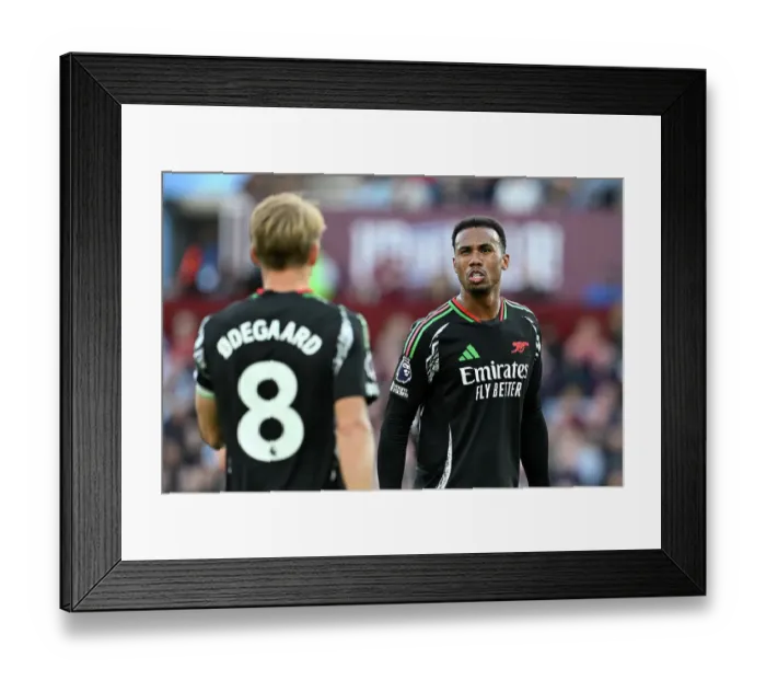 Framed Print : Aston Villa FC v Arsenal FC - Premier League