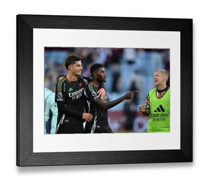 Framed Print : Aston Villa FC v Arsenal FC - Premier League Framed Print : Aston Villa FC v Arsenal FC - Premier League