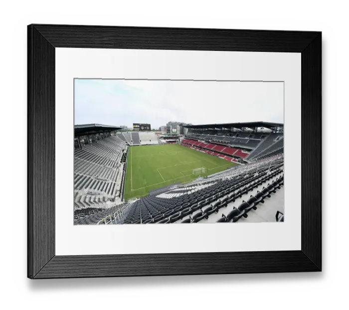 Framed Print : Washington Spirit v Arsenal Women: Pre Season Friendly