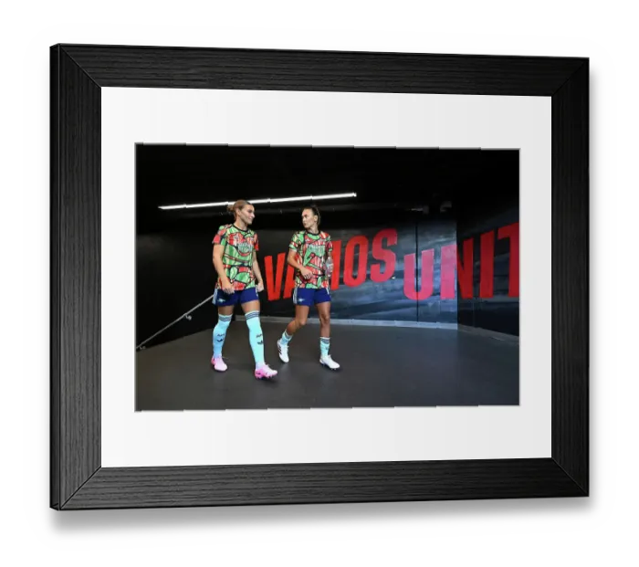 Framed Print : Washington Spirit v Arsenal Women: Pre Season Friendly Framed Print : Washington Spirit v Arsenal Women: Pre Season Friendly