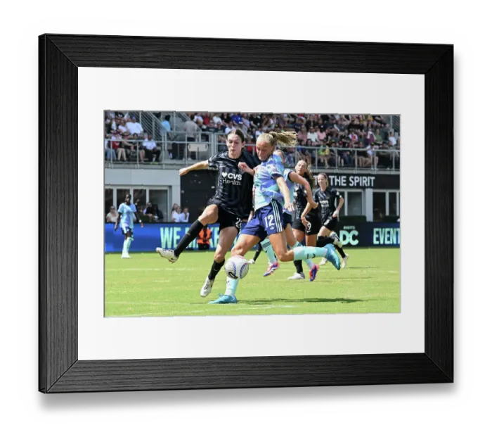 Framed Print : Washington Spirit v Arsenal Women: Pre Season Friendly