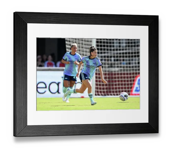 Framed Print : Washington Spirit v Arsenal Women: Pre Season Friendly
