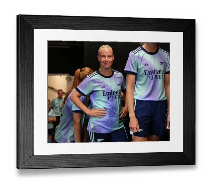 Framed Print : Washington Spirit v Arsenal Women: Pre Season Friendly