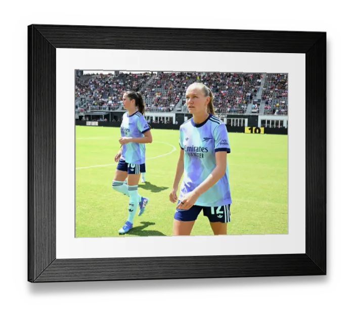 Framed Print : Washington Spirit v Arsenal Women: Pre Season Friendly