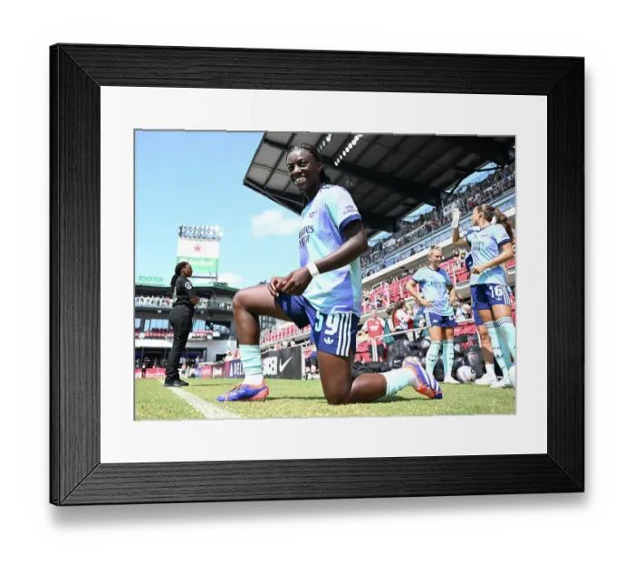 Framed Print : Washington Spirit v Arsenal Women: Pre Season Friendly