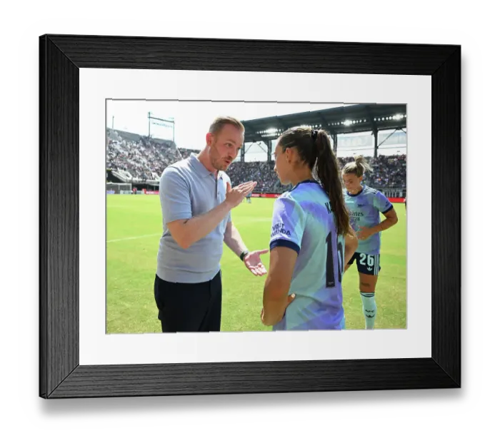 Framed Print : Washington Spirit v Arsenal Women: Pre Season Friendly