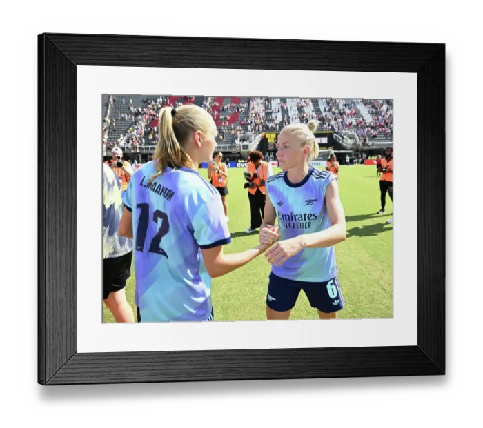 Framed Print : Washington Spirit v Arsenal Women: Pre Season Friendly Framed Print : Washington Spirit v Arsenal Women: Pre Season Friendly
