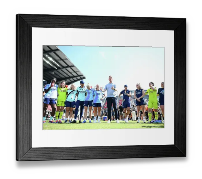 Framed Print : Washington Spirit v Arsenal Women: Pre Season Friendly