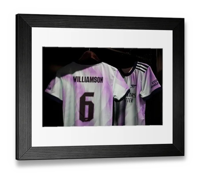 Framed Print : Washington Spirit v Arsenal Women: Pre Season Friendly
