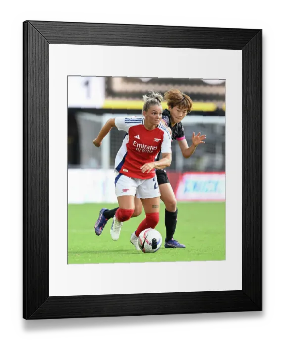 Framed Print : Arsenal Women v Chelsea Women: Pre Season Friendly Framed Print : Arsenal Women v Chelsea Women: Pre Season Friendly