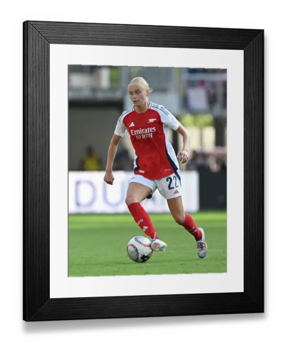 Framed Print : Arsenal Women v Chelsea Women: Pre Season Friendly Framed Print : Arsenal Women v Chelsea Women: Pre Season Friendly