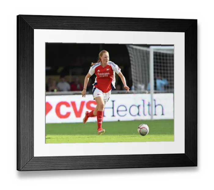 Framed Print : Arsenal Women v Chelsea Women: Pre Season Friendly Framed Print : Arsenal Women v Chelsea Women: Pre Season Friendly
