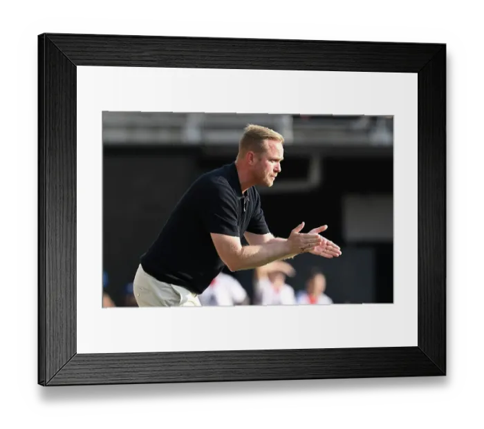 Framed Print : Arsenal Women v Chelsea Women: Pre Season Friendly Framed Print : Arsenal Women v Chelsea Women: Pre Season Friendly