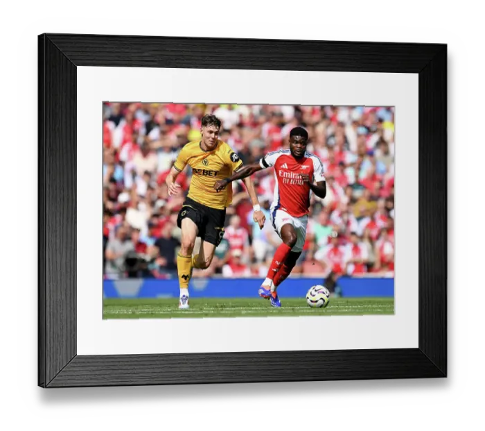 Framed Print : Arsenal FC v Wolverhampton Wanderers FC - Premier League Framed Print : Arsenal FC v Wolverhampton Wanderers FC - Premier League