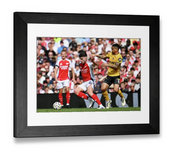 Framed Print : Arsenal FC v Wolverhampton Wanderers FC - Premier League