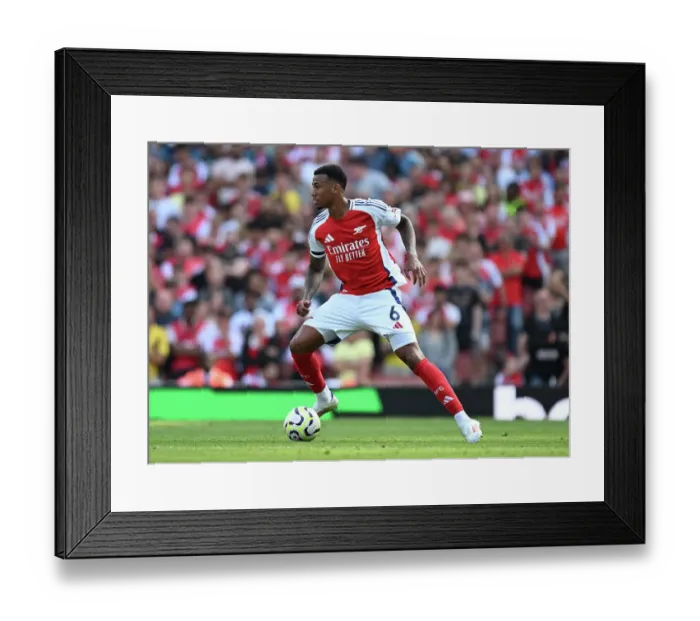 Framed Print : Arsenal FC v Wolverhampton Wanderers FC - Premier League