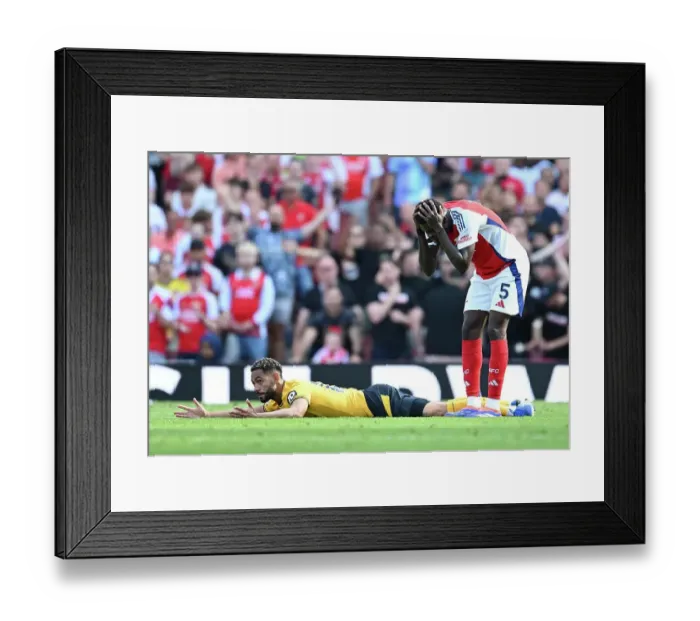 Framed Print : Arsenal FC v Wolverhampton Wanderers FC - Premier League Framed Print : Arsenal FC v Wolverhampton Wanderers FC - Premier League