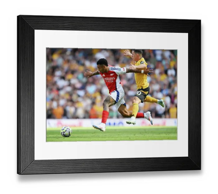 Framed Print : Arsenal FC v Wolverhampton Wanderers FC - Premier League Framed Print : Arsenal FC v Wolverhampton Wanderers FC - Premier League