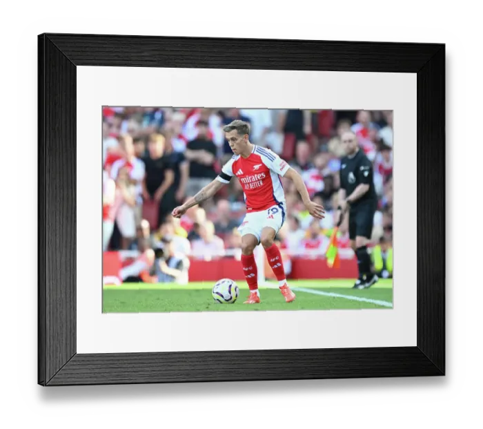 Framed Print : Arsenal FC v Wolverhampton Wanderers FC - Premier League