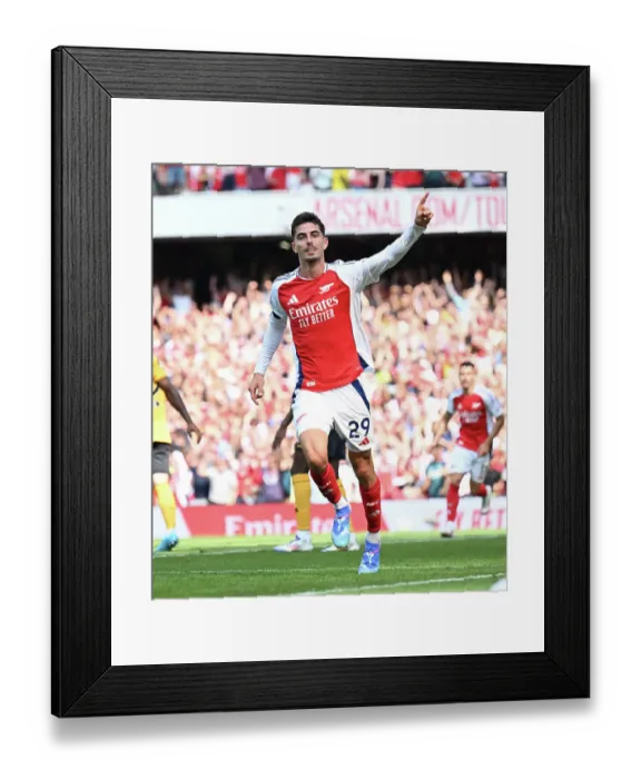 Framed Print : Arsenal FC v Wolverhampton Wanderers FC - Premier League