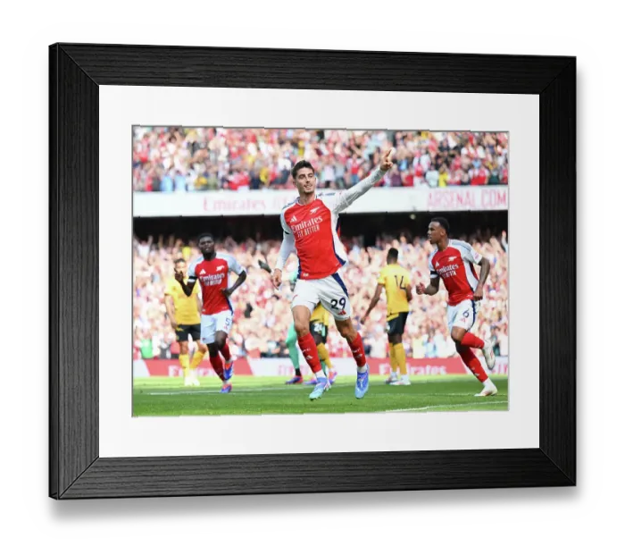 Framed Print : Arsenal FC v Wolverhampton Wanderers FC - Premier League