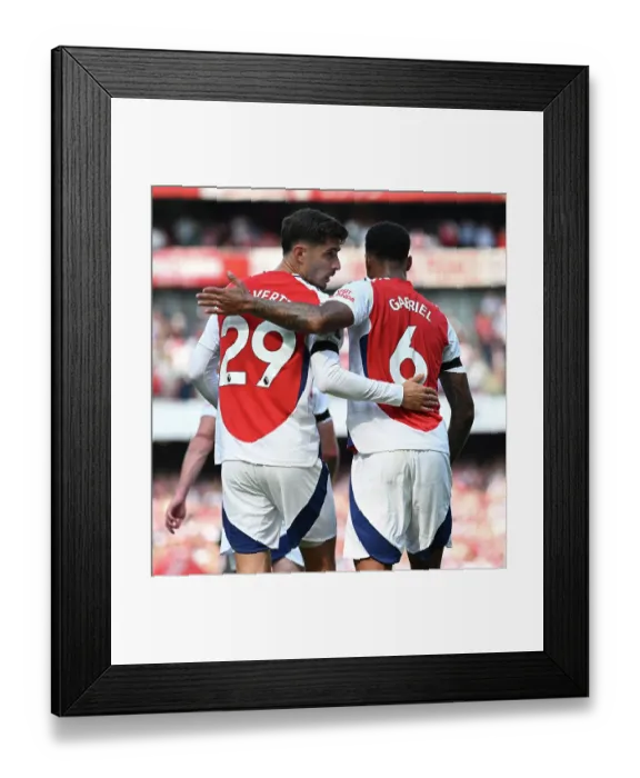 Framed Print : Arsenal FC v Wolverhampton Wanderers FC - Premier League