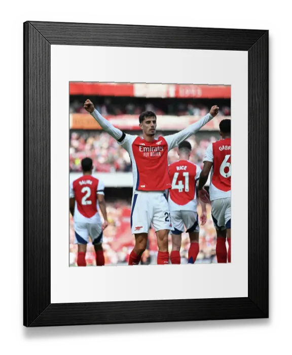 Framed Print : Arsenal FC v Wolverhampton Wanderers FC - Premier League