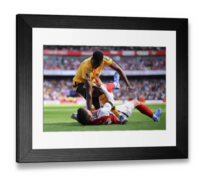 Framed Print : Arsenal FC v Wolverhampton Wanderers FC - Premier League