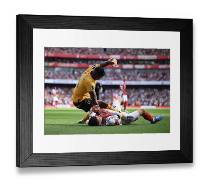 Framed Print : Arsenal FC v Wolverhampton Wanderers FC - Premier League Framed Print : Arsenal FC v Wolverhampton Wanderers FC - Premier League