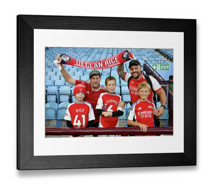 Framed Print : Aston Villa FC v Arsenal FC - Premier League Framed Print : Aston Villa FC v Arsenal FC - Premier League