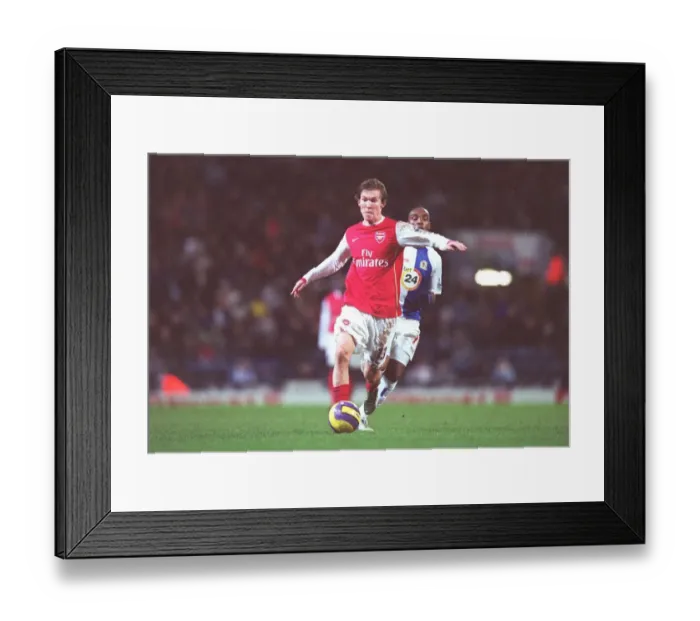 Framed Print : Arsenal's 2-0 Victory over Blackburn Rovers, Barclays Premiership, January 13, 2007 Framed Print : Arsenal's 2-0 Victory over Blackburn Rovers, Barclays Premiership, January 13, 2007